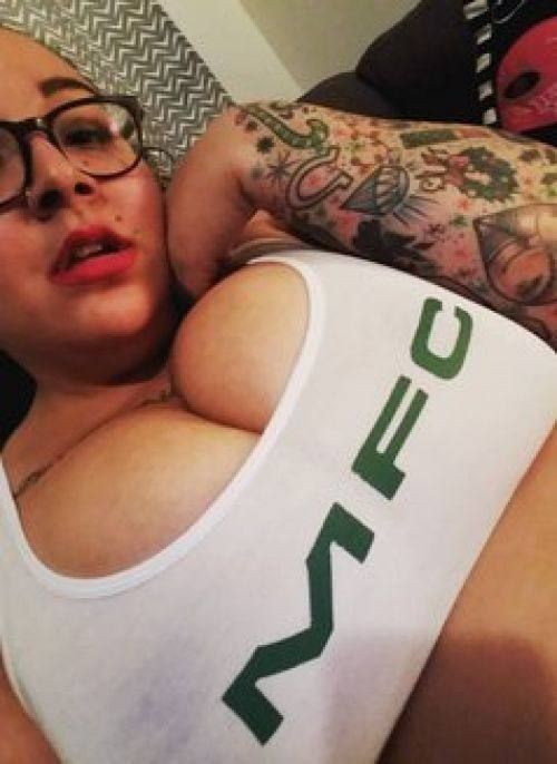 💋💋 Unhappy woman 💜 husband abandons 💜 so needs a good partner 💜 who will give regular time 💋💋 - Image 2